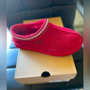 Red Tasman UGG Slippers